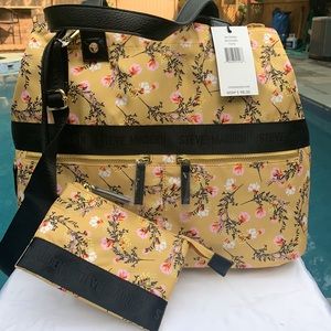 New Steve Madden Tote with Purse